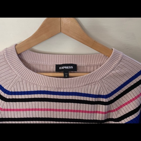 Express Ribbed Sweater Size M - Picture 2 of 3